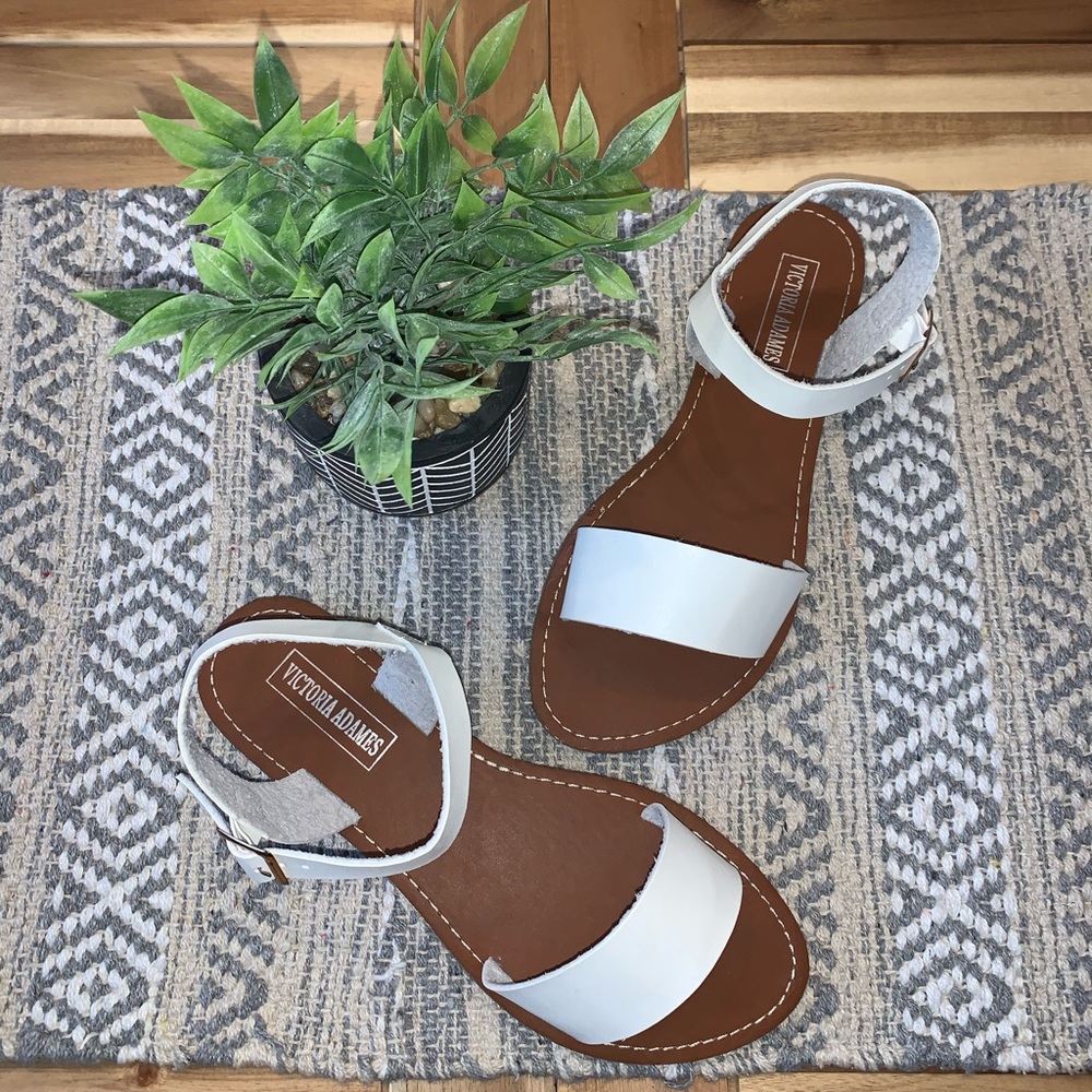 SOLD ☑️New in box -White sandals